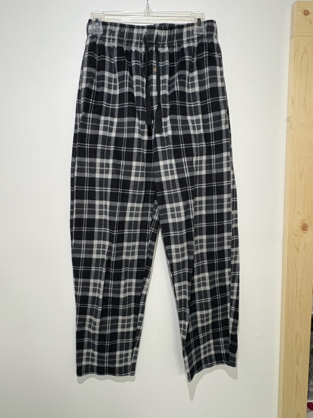 Fruit of the Loom Black & Gray Plaid Pajama Pants